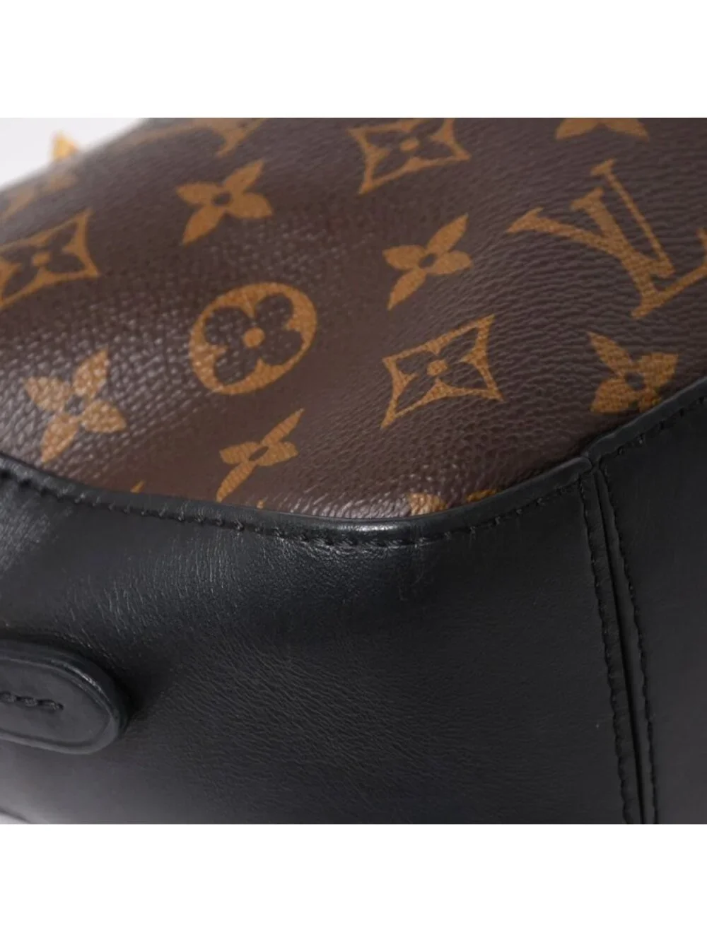 Louis Vuitton Saintonge Shoulder Bag Monogram Canvas Noir Calfskin Double